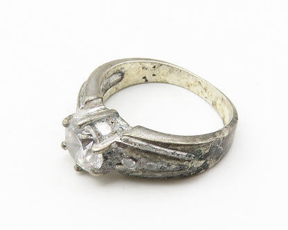 925 Sterling Silver  Vintage Cubic Zirconia Solitaire Accent Ring Sz 7 RG10347