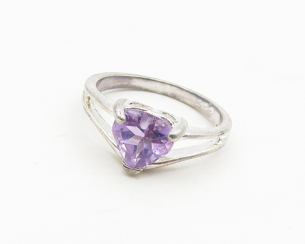 925 Sterling Silver  Prong Set Amethyst Love Heart Band Ring Sz 6  RG17673