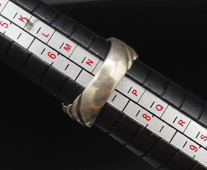 925 Silver  Vintage Fashionable Minimalist Ribbed Band Ring Sz 7  RG25880