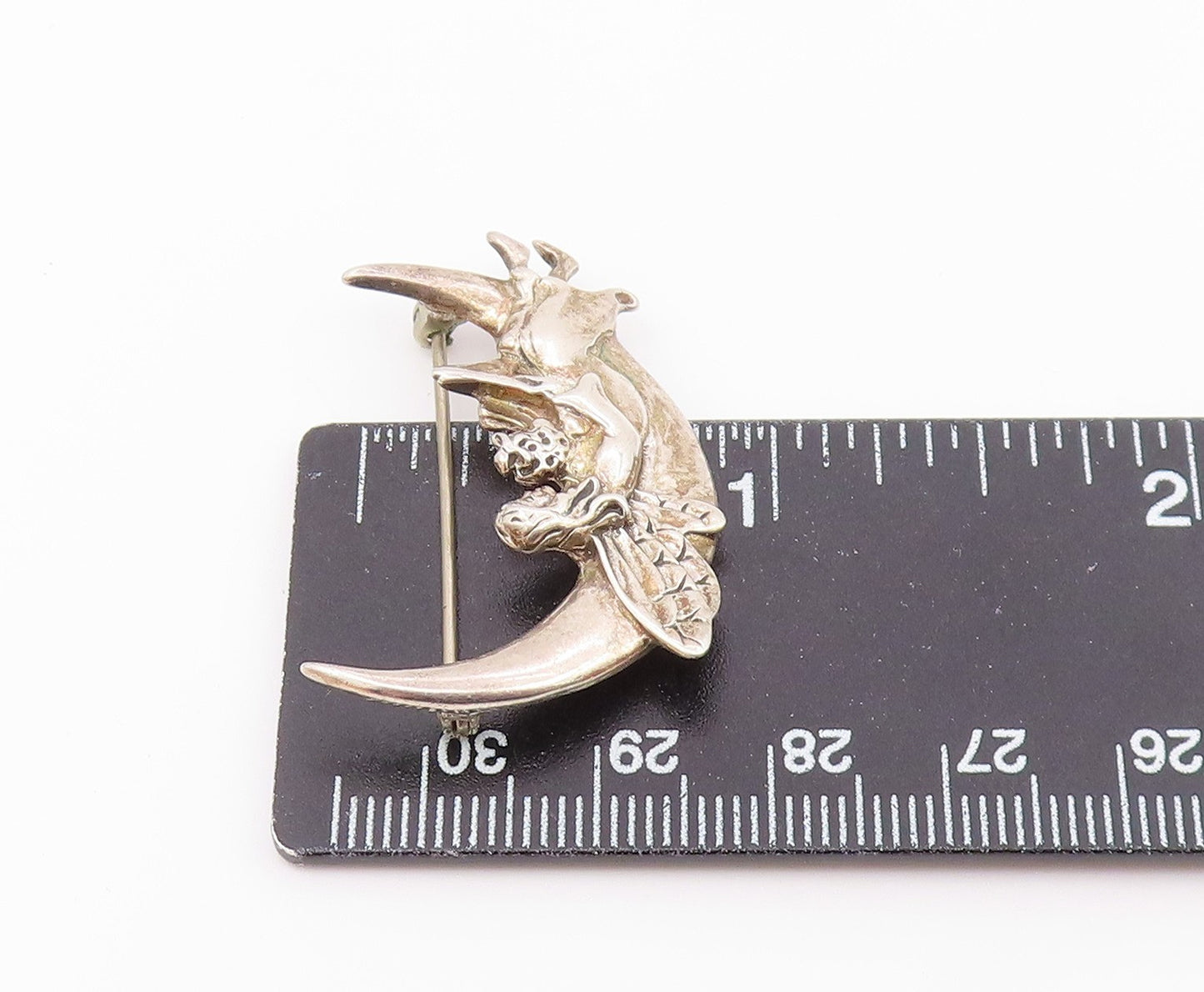 JEZ 925 Silver  Vintage Crescent Moon Fairy Lady Reading Brooch Pin  BP8207