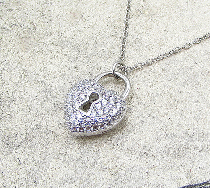 925 Sterling Silver  White Cubic Zirconia Love Heart Pendant & Chain  PT1466