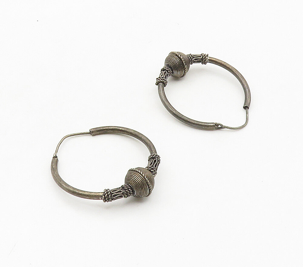 925 Sterling Silver  Vintage Oxidized Swirl Twist Detail Hoop Earrings  EG7939