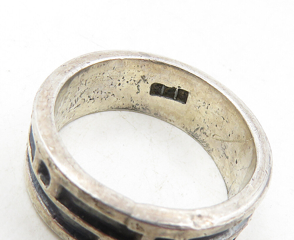 925 Sterling Silver  Vintage Oxidized Pattern Round Band Ring Sz 5.5  RG9343