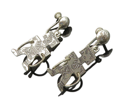 925 Sterling Silver  Vintage Etched Detail Statue Figure Drop Earrings  EG7826