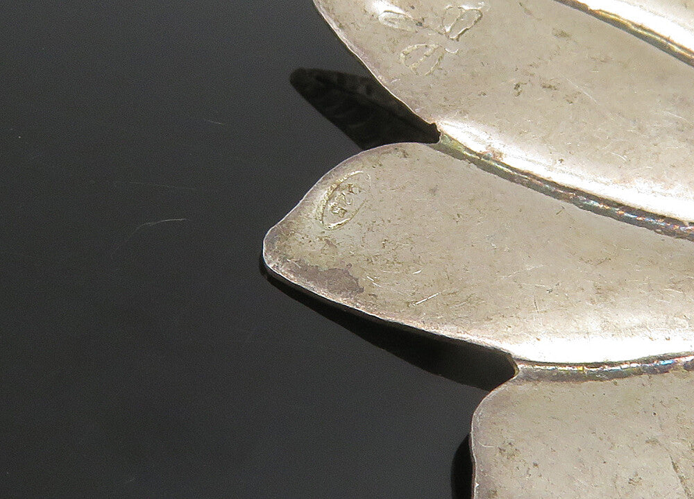 DESIGNER 925 Sterling Silver  Vintage Shiny Etched Floral Leaf Pendant PT19144