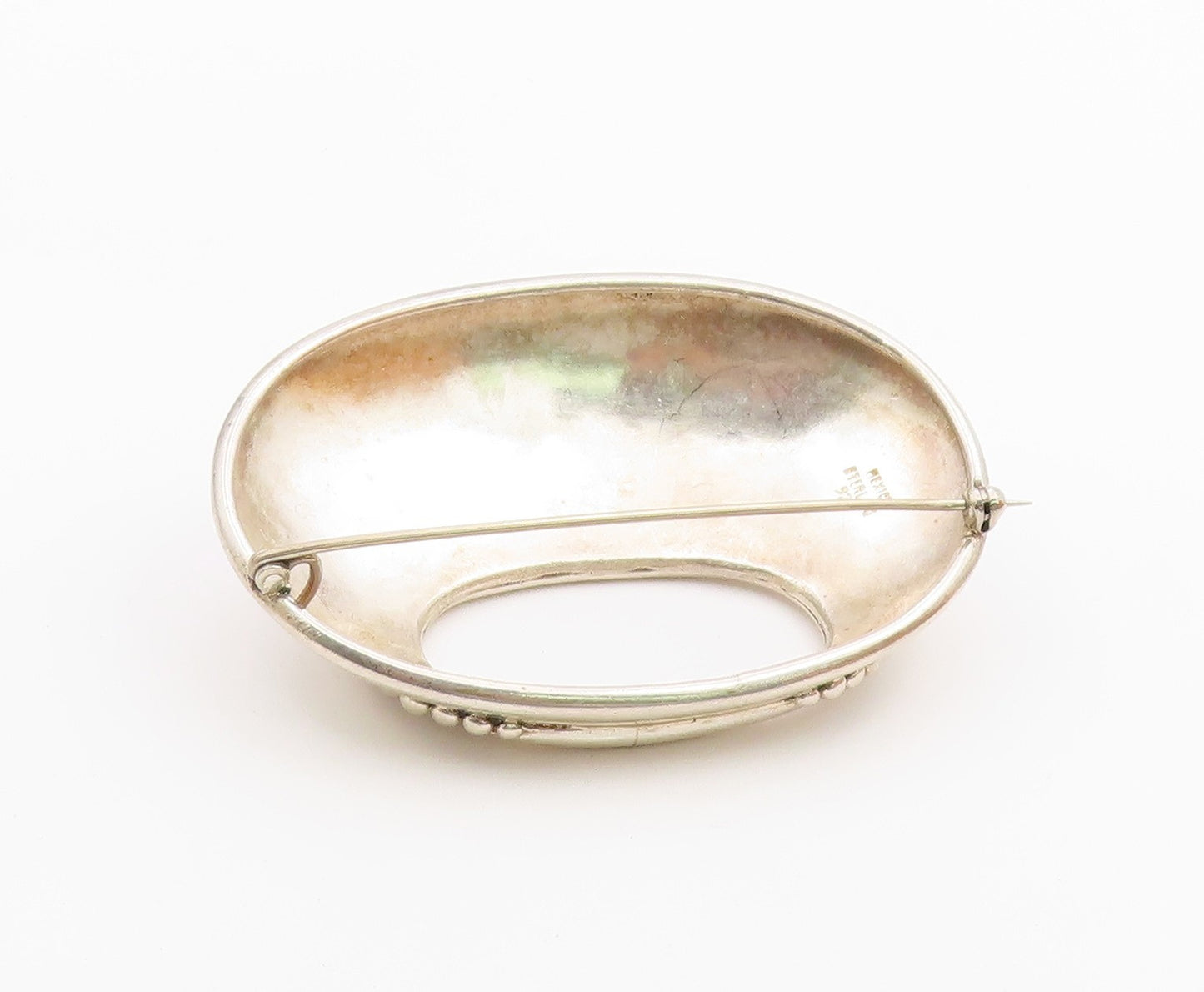 925 Sterling Silver  Vintage Shiny Smooth Bubble Trim Oval Brooch Pin  BP4049
