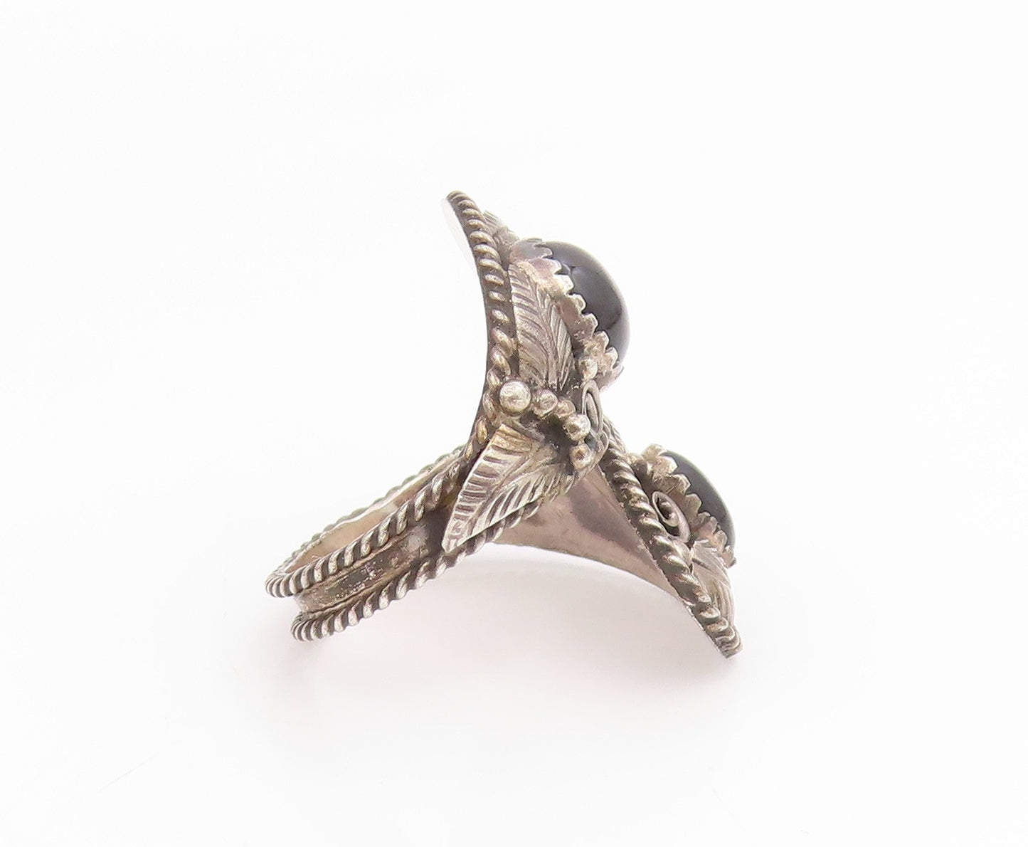 925 Sterling Silver Vintage Ring NAVAJO Onyx Leaf Motif Bypass  Sz 7.5  RG35344