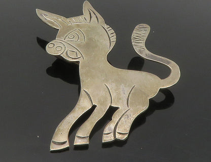 MEXICO 925 Sterling Silver  Vintage Donkey Etched Detail Brooch Pin  BP5338