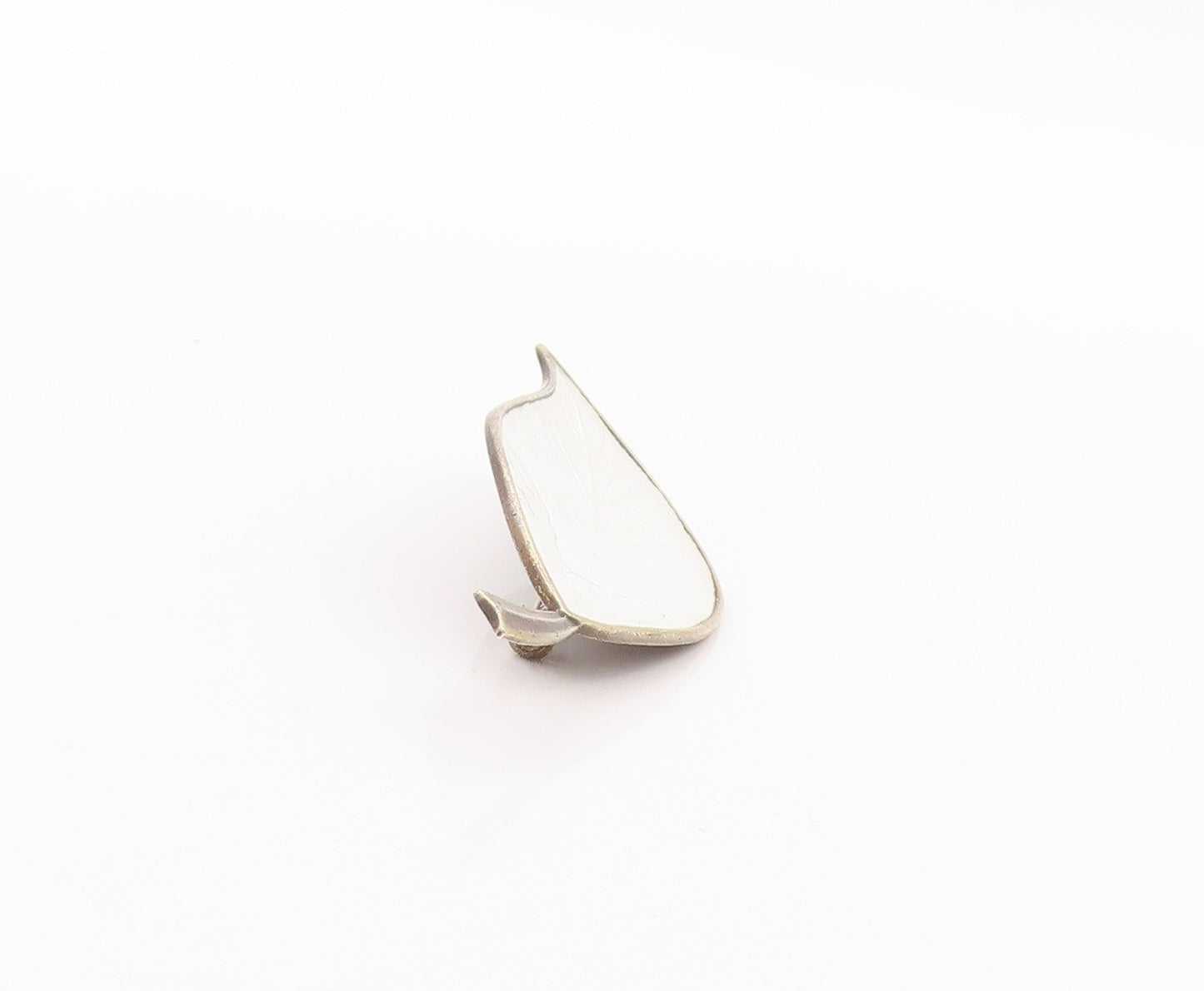 925 Sterling Silver Vintage Brooch DENMARK White Enameled Leaf  BP11574