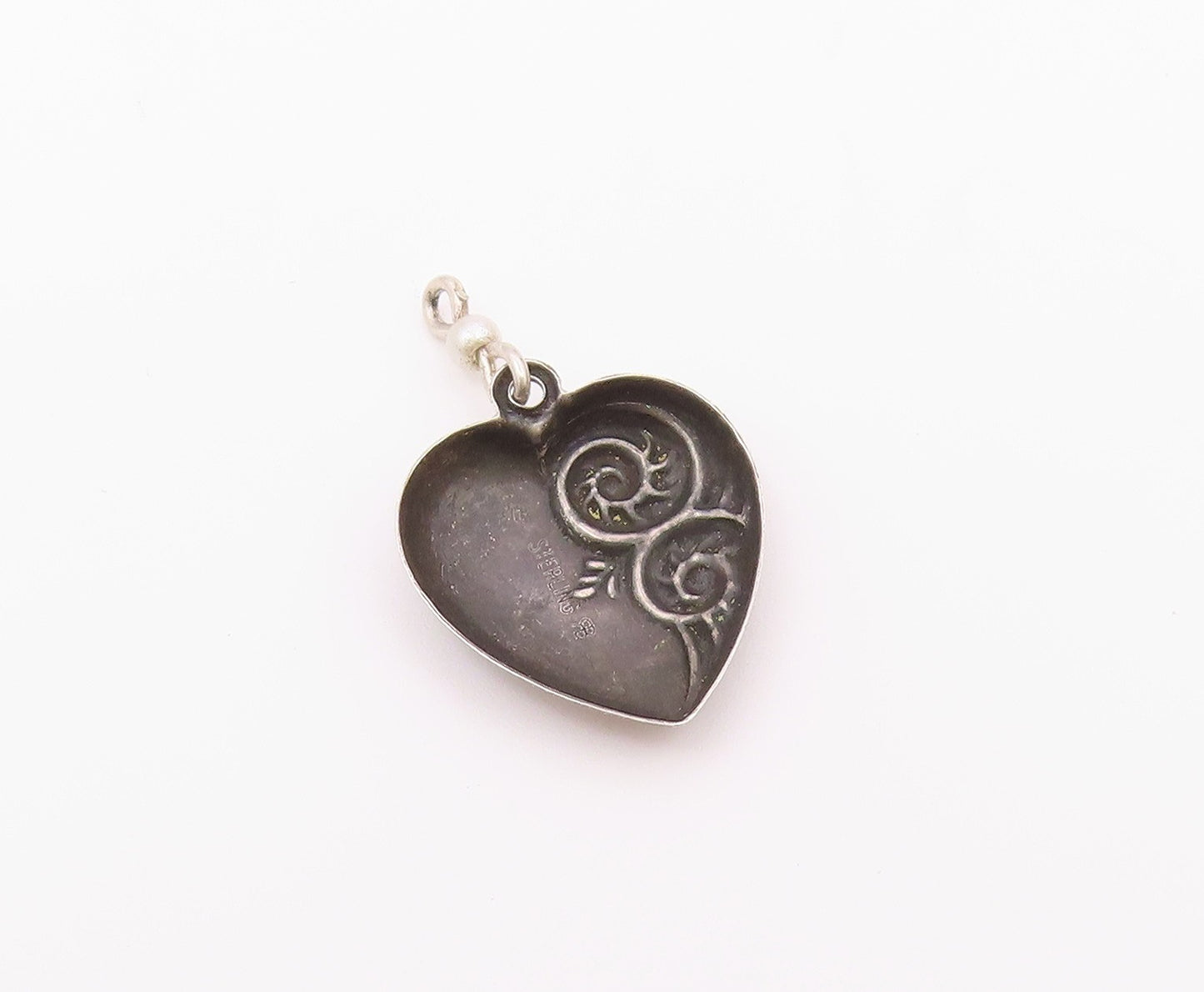 925 Sterling Silver  Vintage Petite Pearl Swirl Love Heart Pendant  PT16465