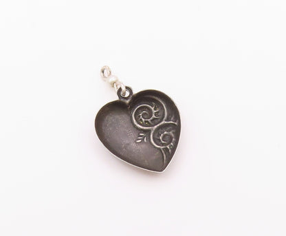 925 Sterling Silver  Vintage Petite Pearl Swirl Love Heart Pendant  PT16465