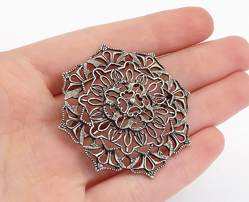 925 Sterling Silver  Vintage Dark Tone Round Floral Design Brooch Pin  BP2188