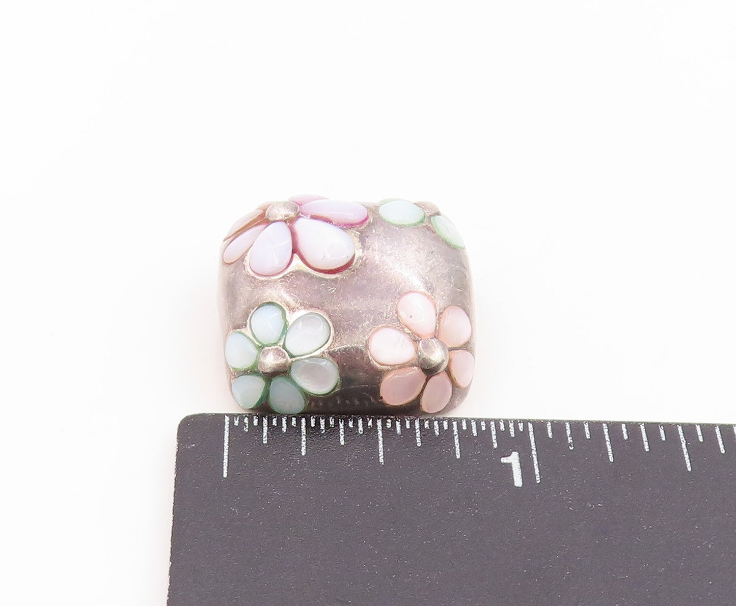 925 Sterling Silver Vintage Pendant Opal Inlay Daisy Flower Motif Charm  PT25822