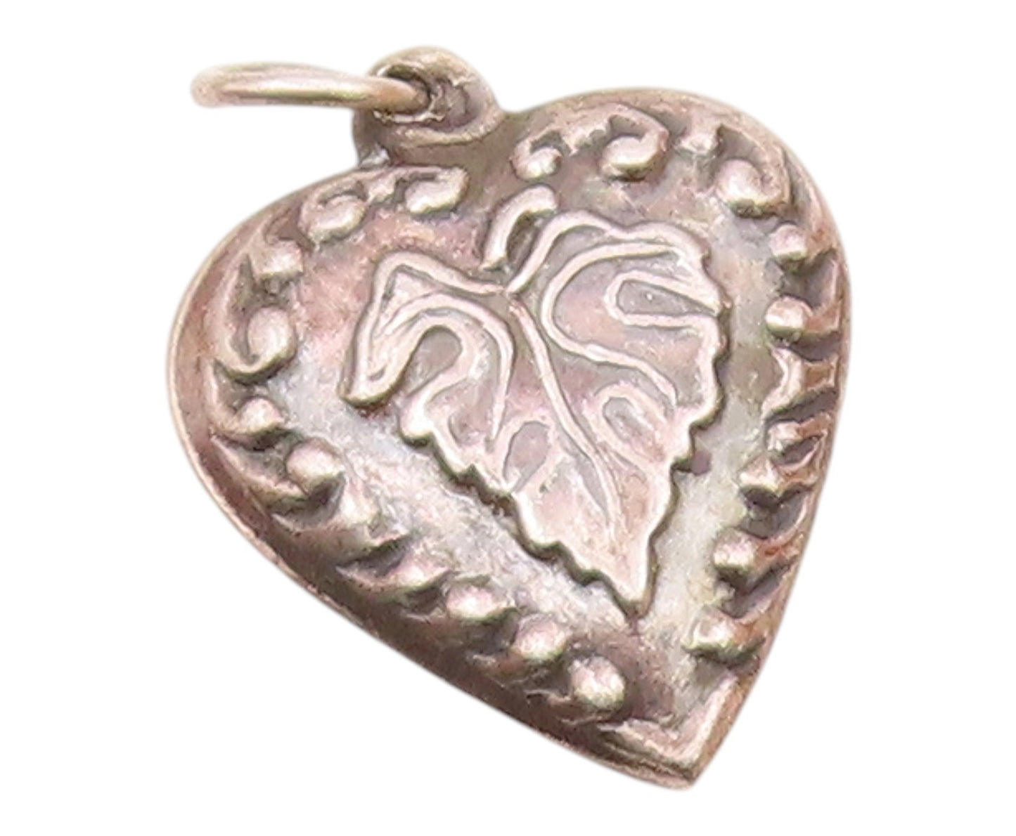 925 Sterling Silver  Vintage Carved Swirls & Leaf Love Heart Pendant  PT21348