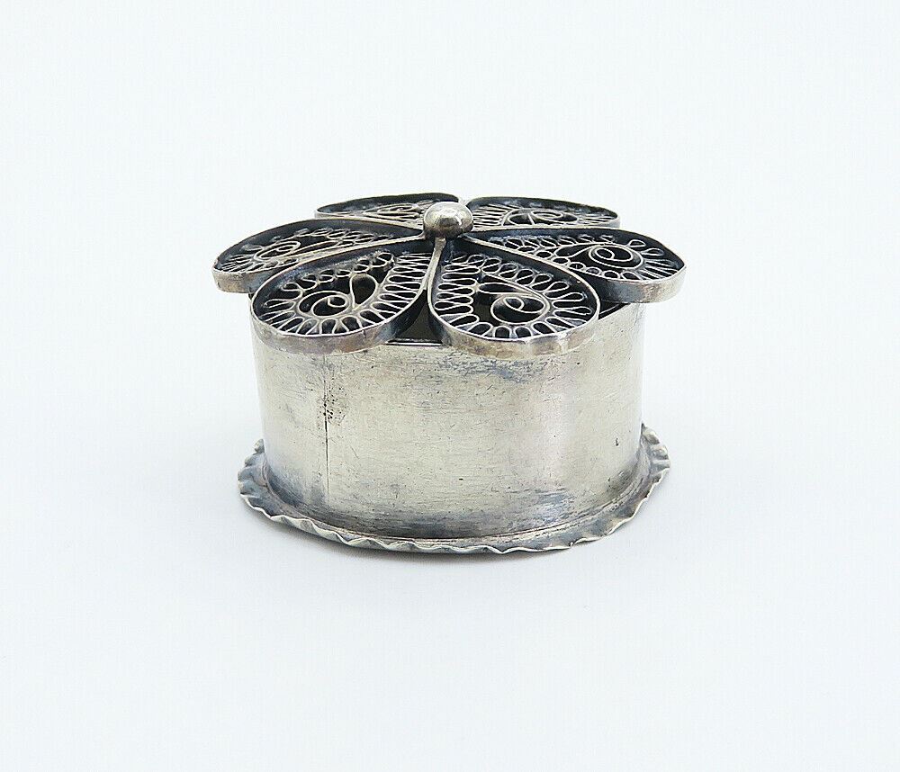 925 Sterling Silver  Vintage Antique Filigree Flower Pill Box (OPENS)  TR1281