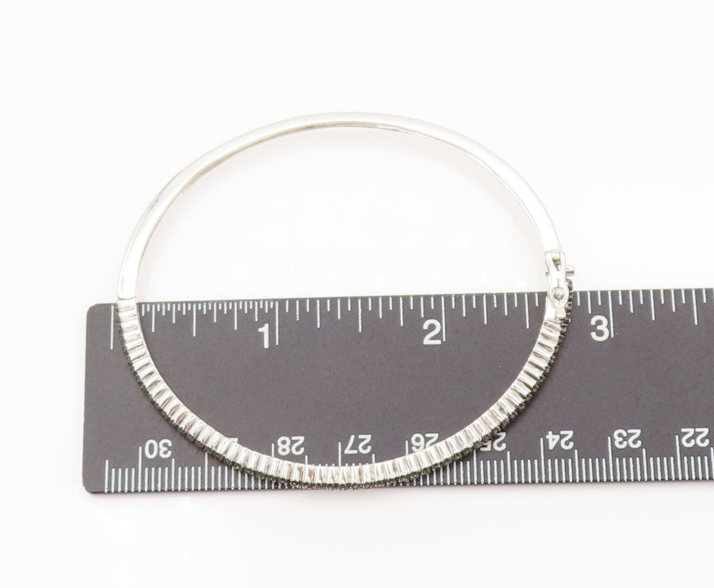 925 Sterling Silver Vintage Genuine Champagne Diamonds Bangle Bracelet BT9987