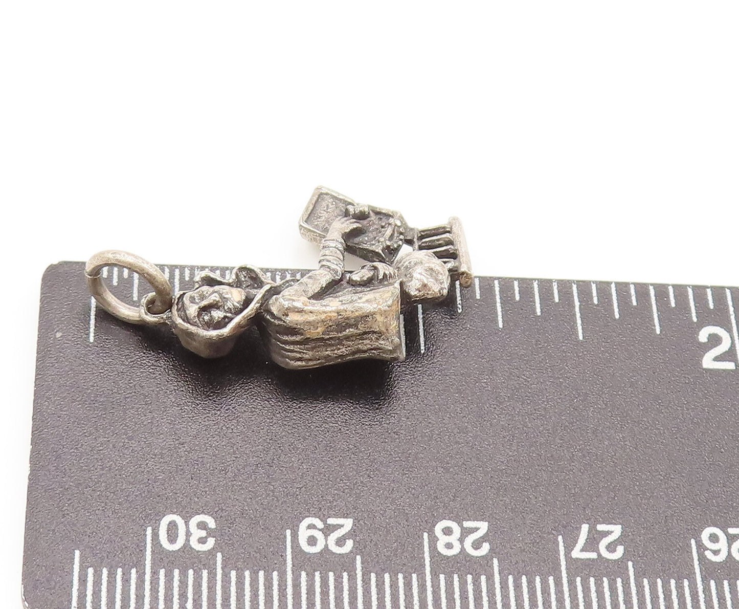 925 Sterling Silver  Vintage Carved Customer Buying Food Charm Pendant PT22347