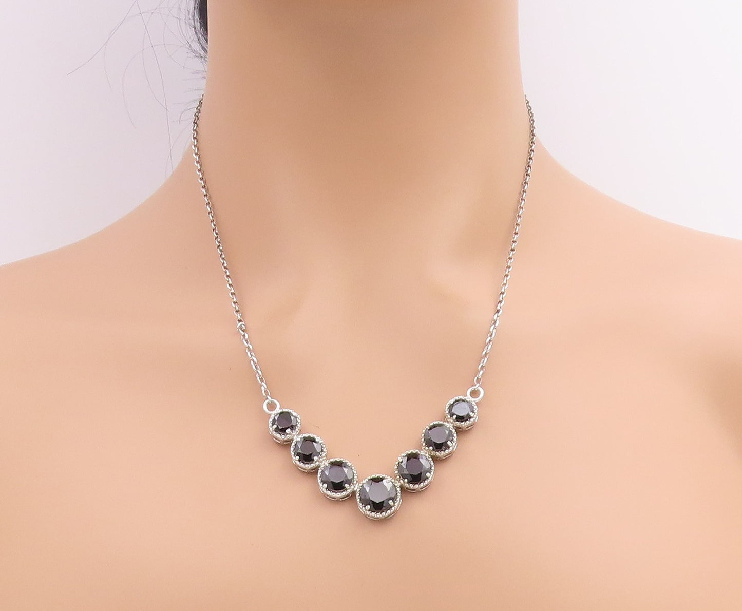 925 Sterling Silver Vintage Necklace Classic Faceted Black Spinel Chain  NE4770
