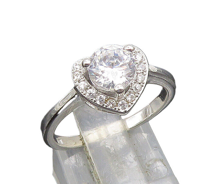 925 Silver  Vintage Solitaire Cubic Zirconia Love Heart Ring Sz 7  RG24636
