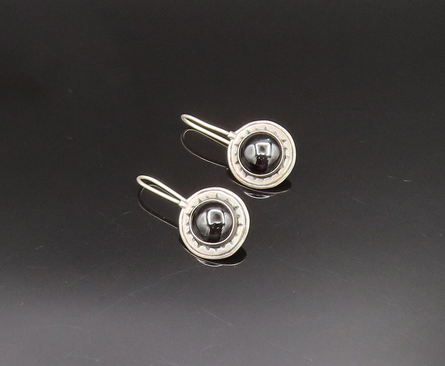 925 Sterling Silver  Vintage Black Onyx Etched Star Drop Earrings  EG11924