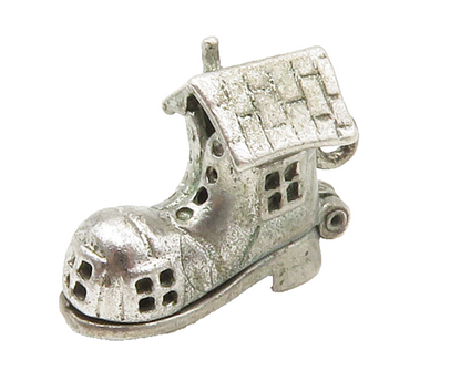 925 Sterling Silver  Vintage Petite Shoe House Motif Pendant (OPENS)  PT13082
