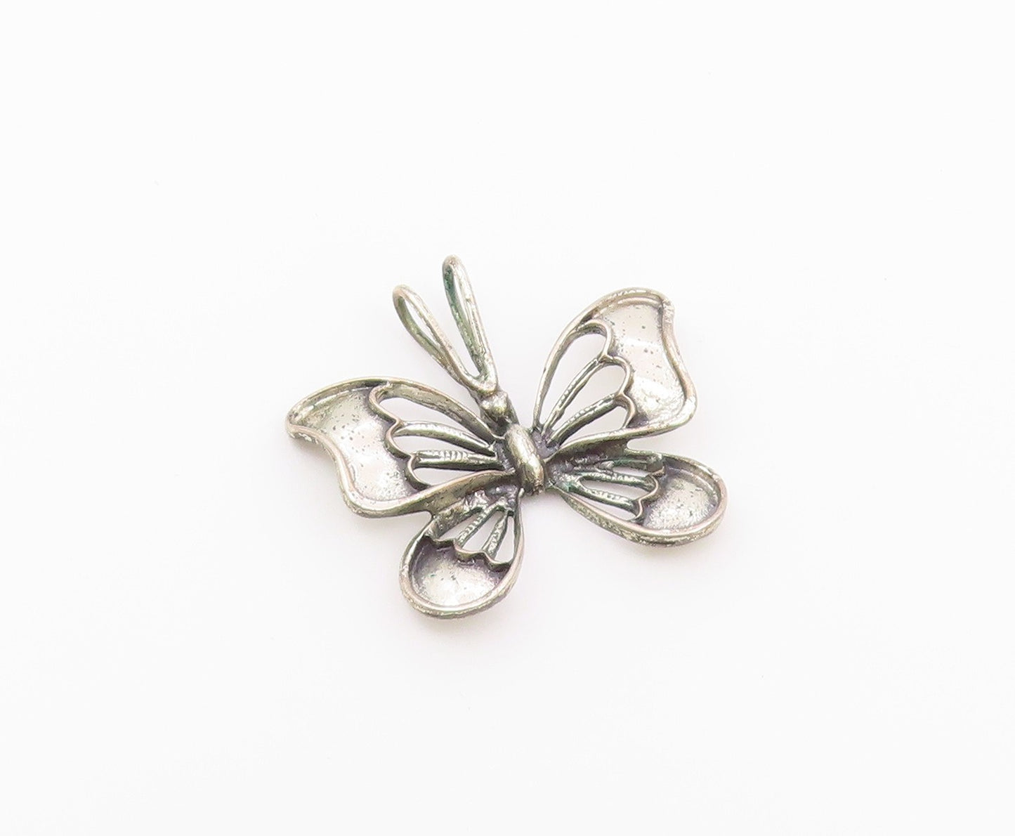 DANECRAFT 925 Sterling Silver  Vintage Shiny Butterfly Motif Pendant  PT16977