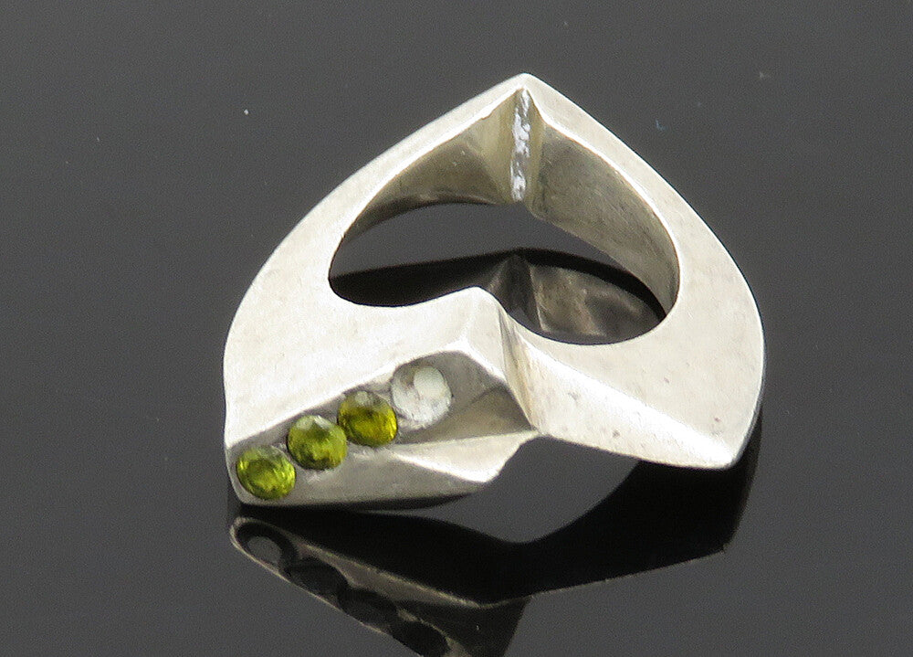925 Sterling Silver  Vintage Peridot Modernist Shiny Band Ring Sz 7  RG20692