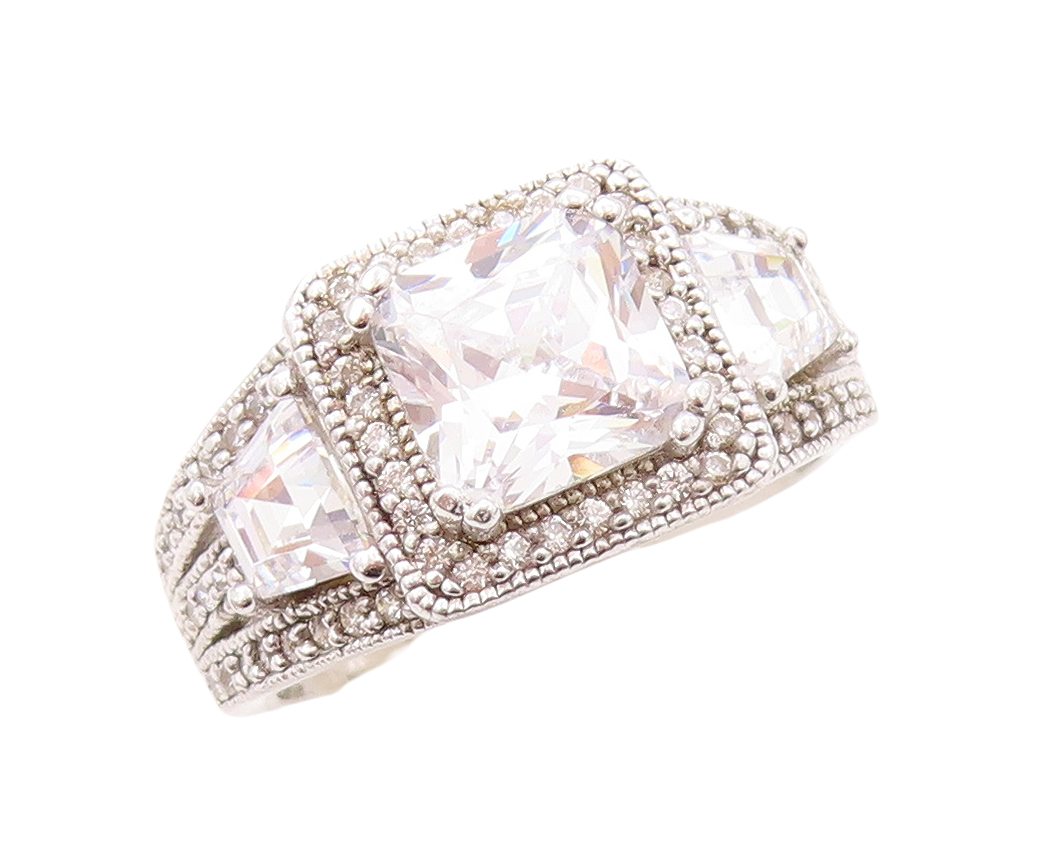 925 Sterling Silver Vintage Ring Designer Square Cut CZ Inlay  Sz 7  RG30936