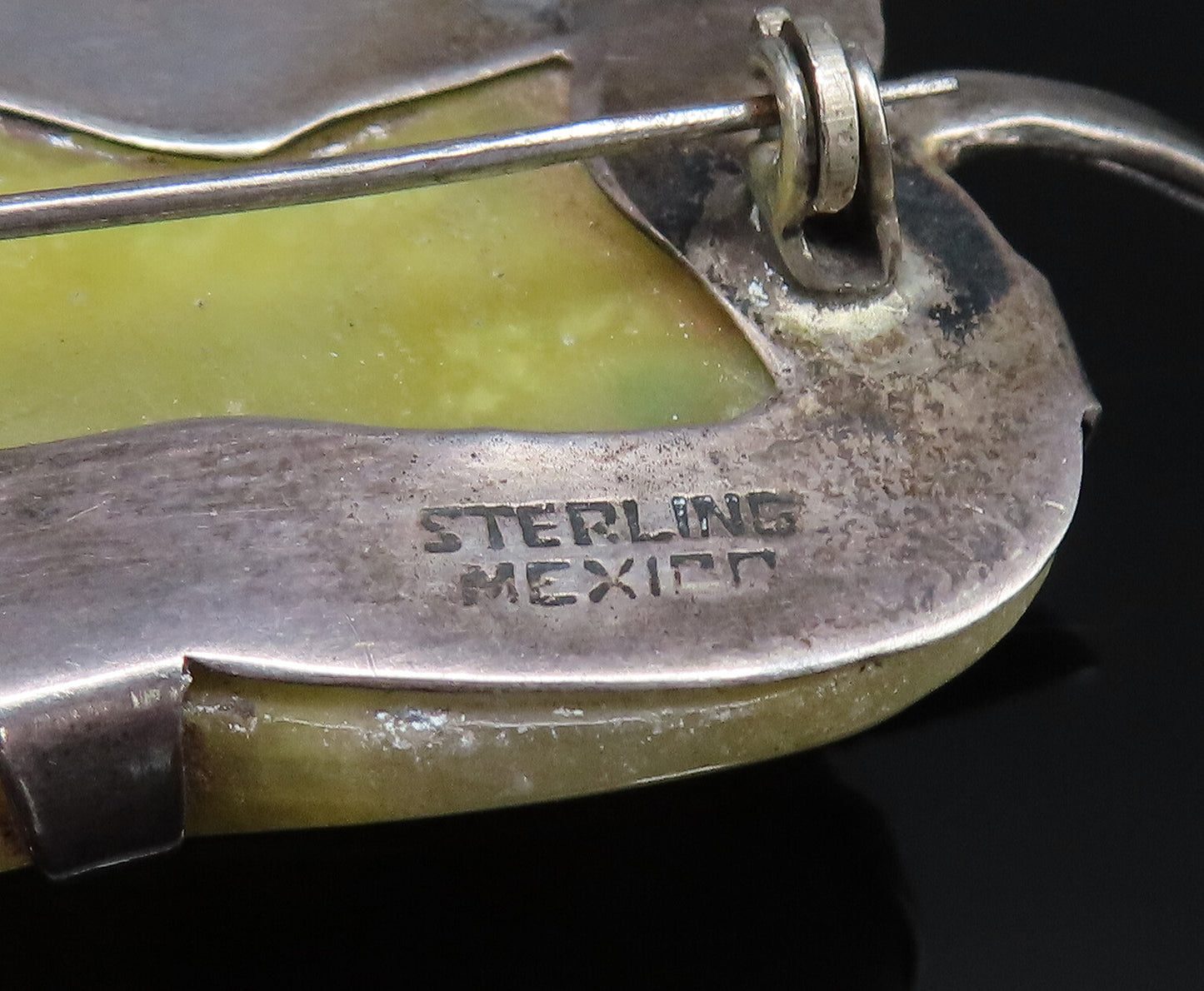 MEXICO 925 Sterling Silver Vintage Unique Yellow Jade Leaf Brooch Pin BP9891
