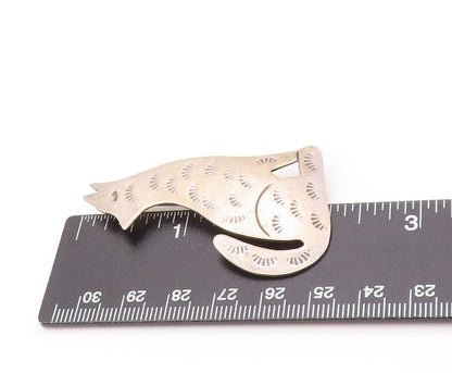 925 Sterling Silver Vintage Brooch MEXICO Dark Tone Howling Wolf Carved  BP11543