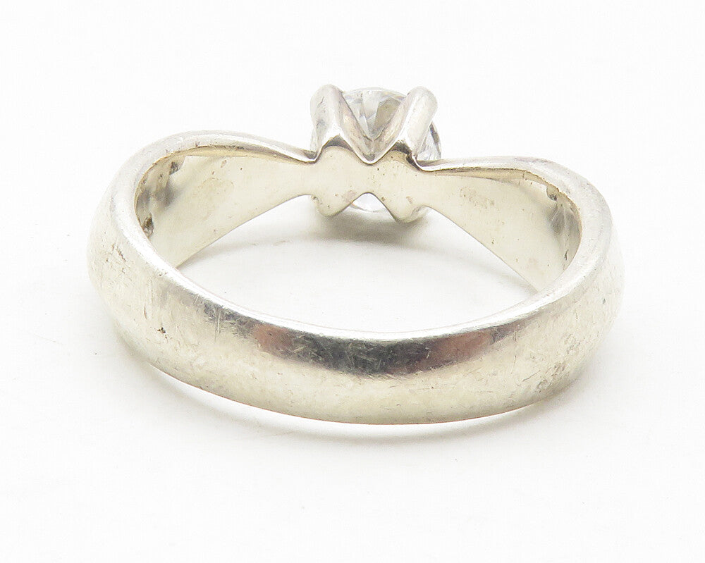 925 Sterling Silver  Vintage Cubic Zirconia Solitaire Accent Ring Sz 9 RG11698