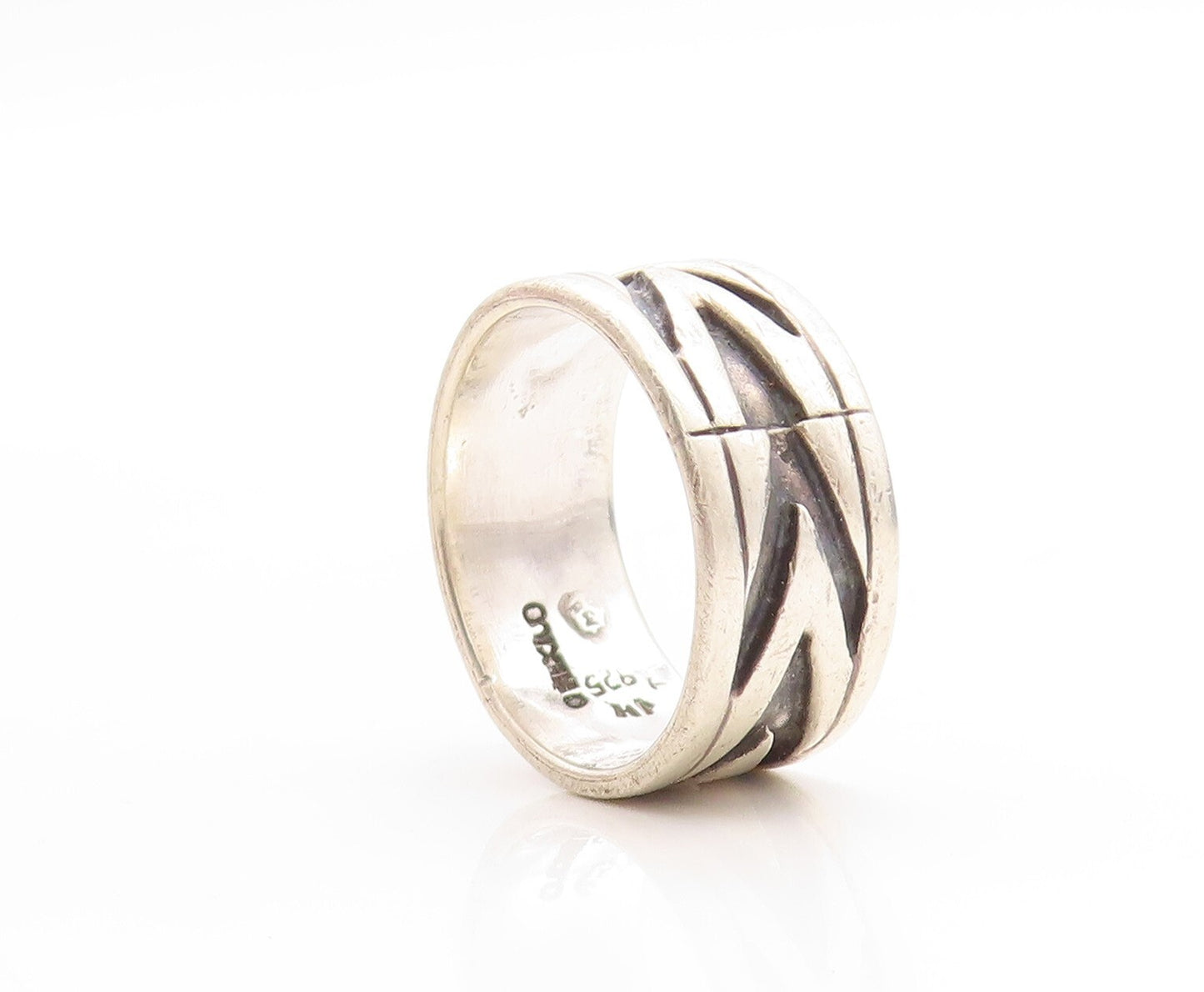 925 Sterling Silver Vintage Ring MEXICO V Grooved Band Sz 11  RG31605