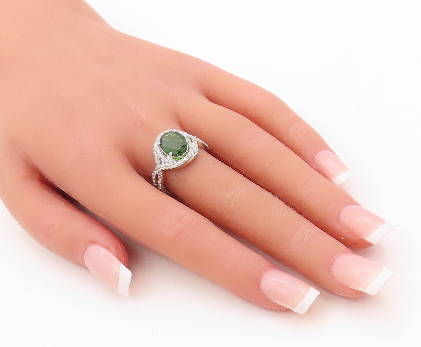 925 Sterling Silver Vintage Ring Designer Cut Green Halo White CZ  Sz 7  RG30935