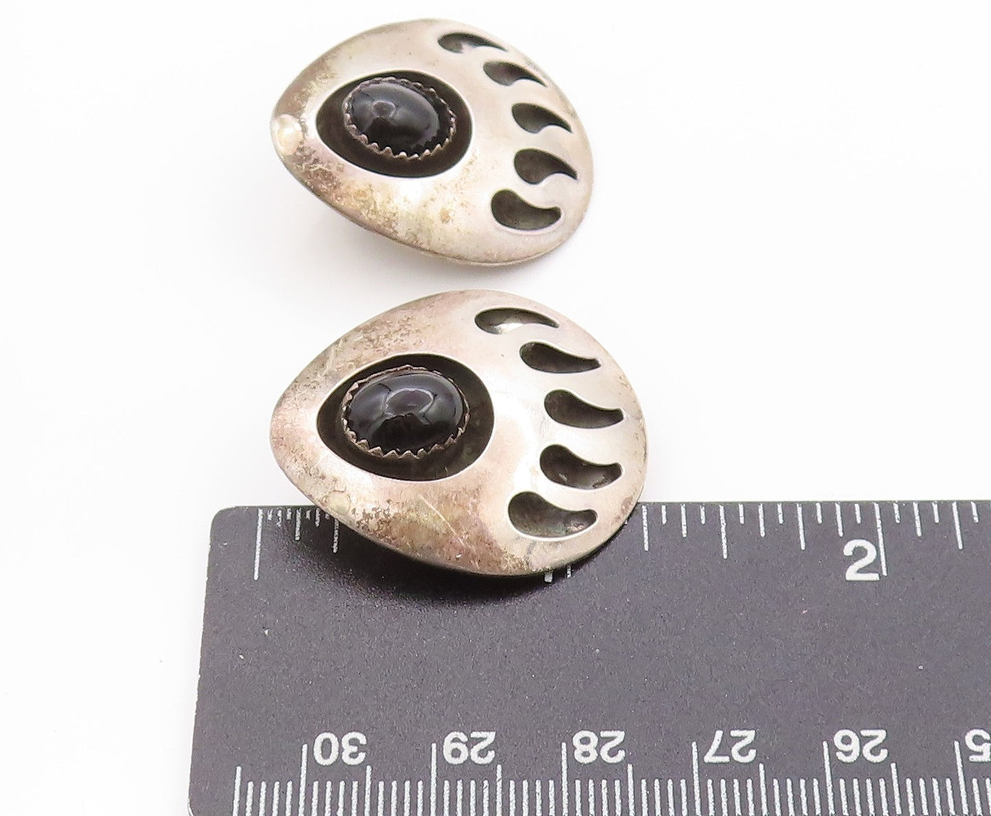 925 Sterling Silver Vintage Earrings SOUTHWESTERN Onyx Animal Foot Print EG13574