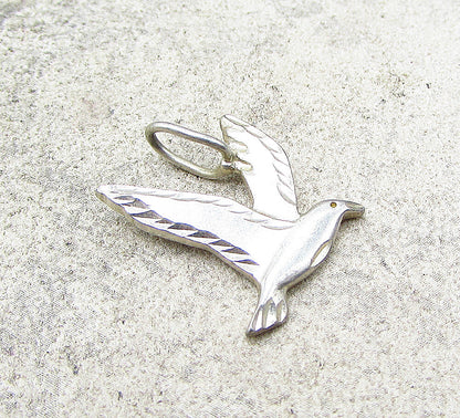 925 Sterling Silver  Vintage Flying Bird Drop Pendant  PT1756