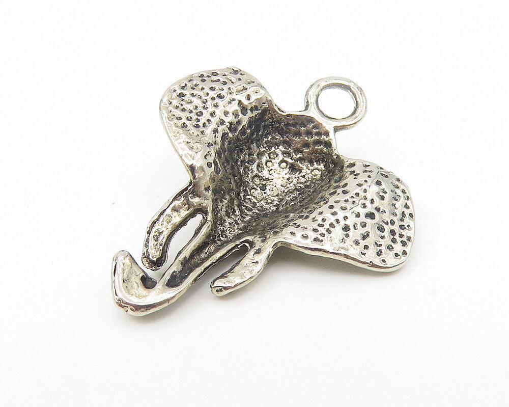 925 Sterling Silver  Vintage Shiny Elephant Head Motif Drop Pendant  PT9111