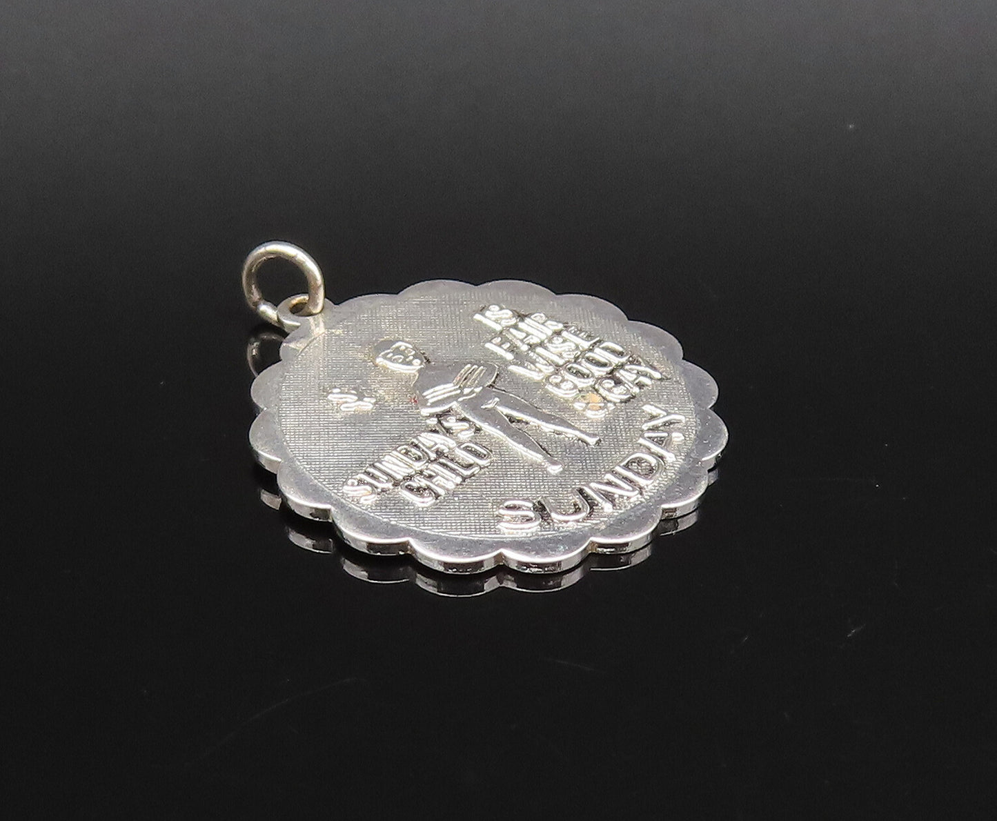 925 Sterling Silver  Vintage Sunday's Child Wavy Edge Charm Pendant  PT21840