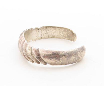 925 Sterling Silver Vintage Bracelet DTB NAVAJO Grooved Waved Cuff  BT10965
