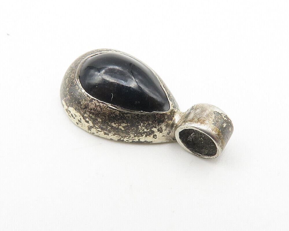 925 Sterling Silver  Vintage Black Onyx Dark Tone Tear Drop Pendant  PT8365