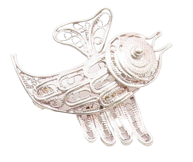 925 Sterling Silver  Vintage Shiny Filigree Detail Fish Brooch Pin  BP8592