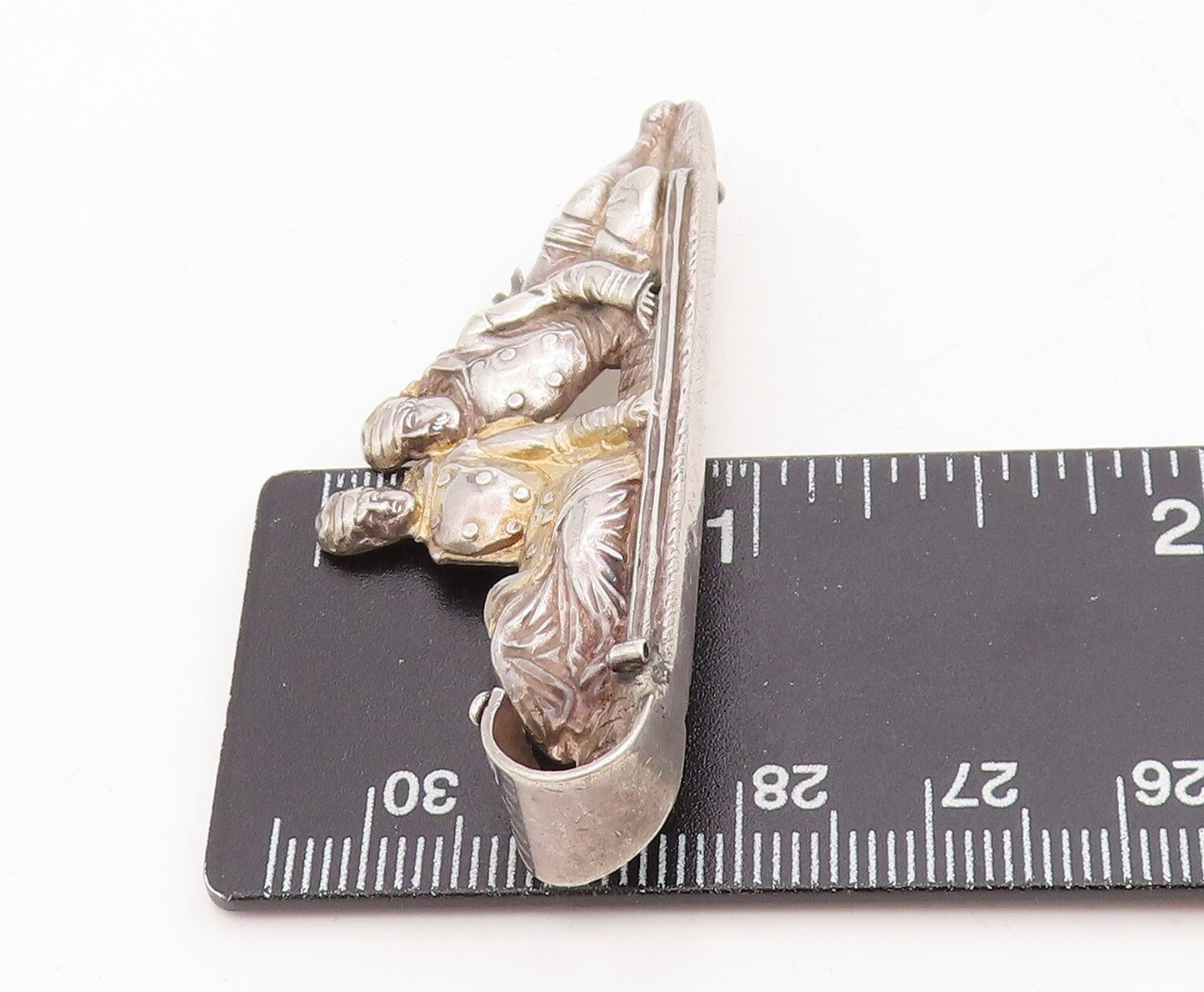 925 Sterling Silver Vintage Brooch European Design Couple On Boat  BP11495