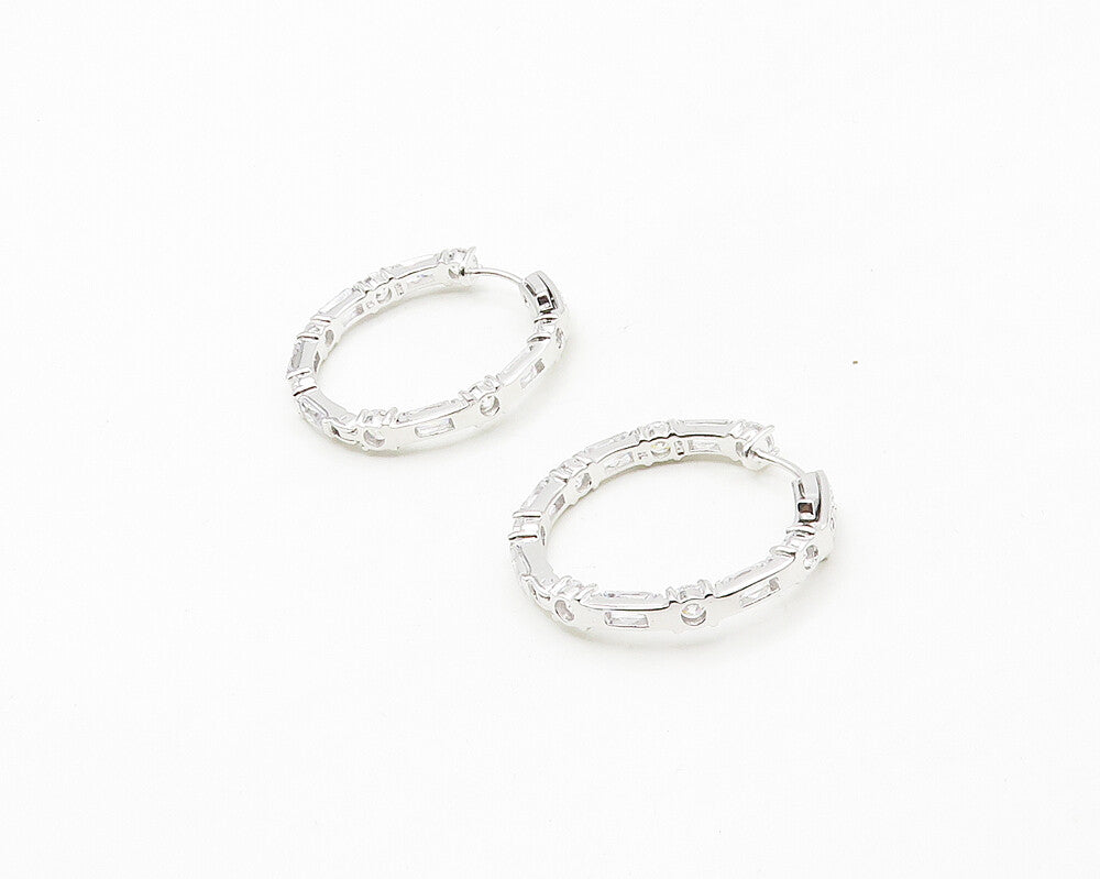 925 Sterling Silver   Sparkling Cubic Zirconia Round Hoop Earrings  EG8930