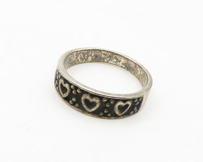 925 Sterling Silver  Vintage Oxidized Love Hearts Band Ring Sz 8  RG18892