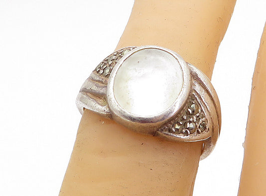 925 Silver  Vintage Mother Of Pearl & Marcasite Band Ring Sz 5.5  RG3772