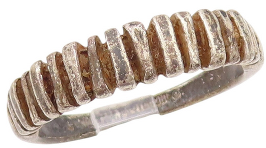 925 Sterling Silver Vintage Ring Antique Fence Design Grooved  Sz 8.5  RG33054