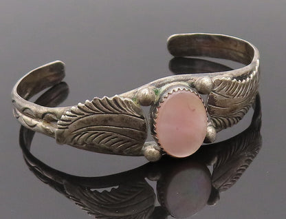 925 Sterling Silver Vintage Bracelet NAVAJO Carved Mother Of Pearl Cuff BT10304