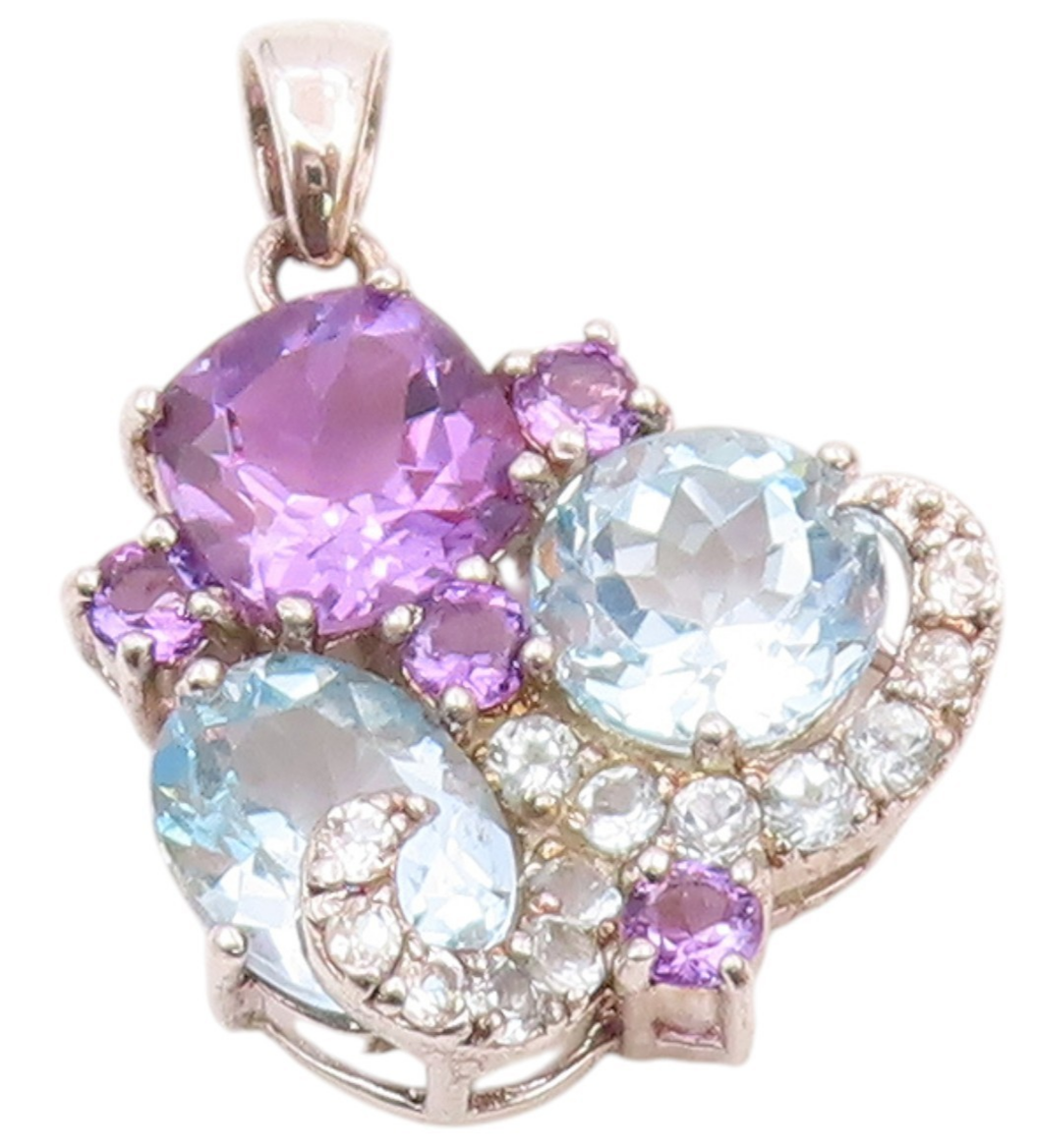 925 Sterling Silver Vintage Pendant Designer Oval & Round Cut Gemstones  PT24563