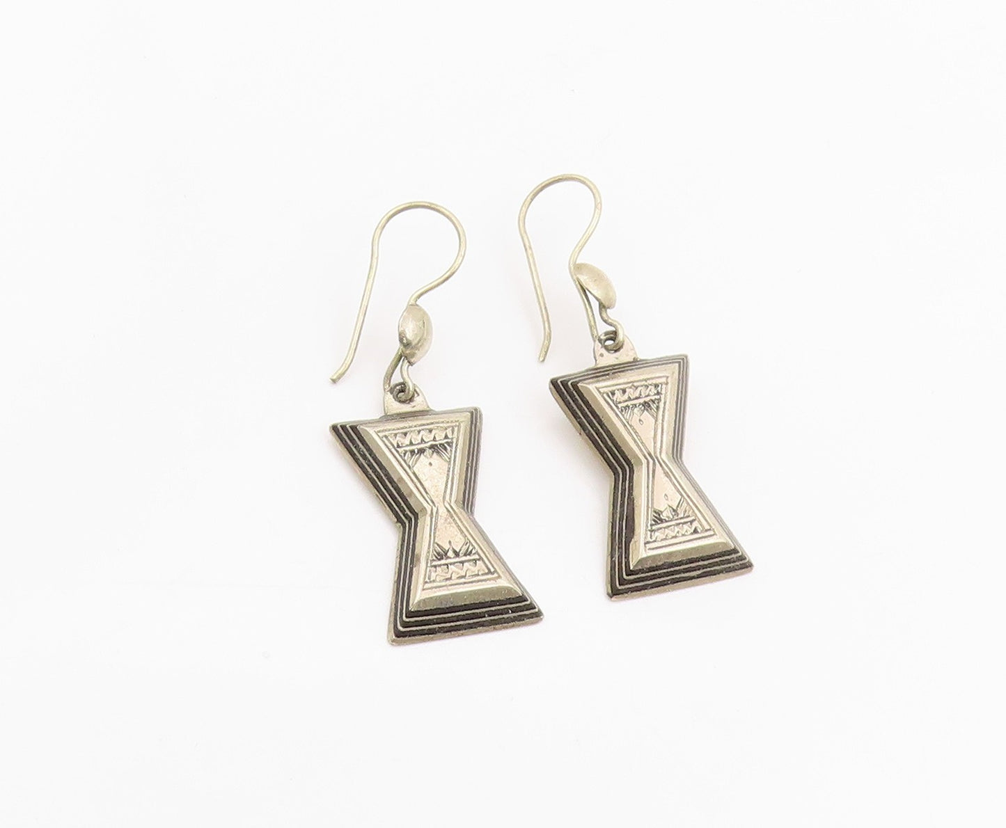 925 Sterling Silver Vintage Earrings Etched Geometric Hourglass Drop  EG14082
