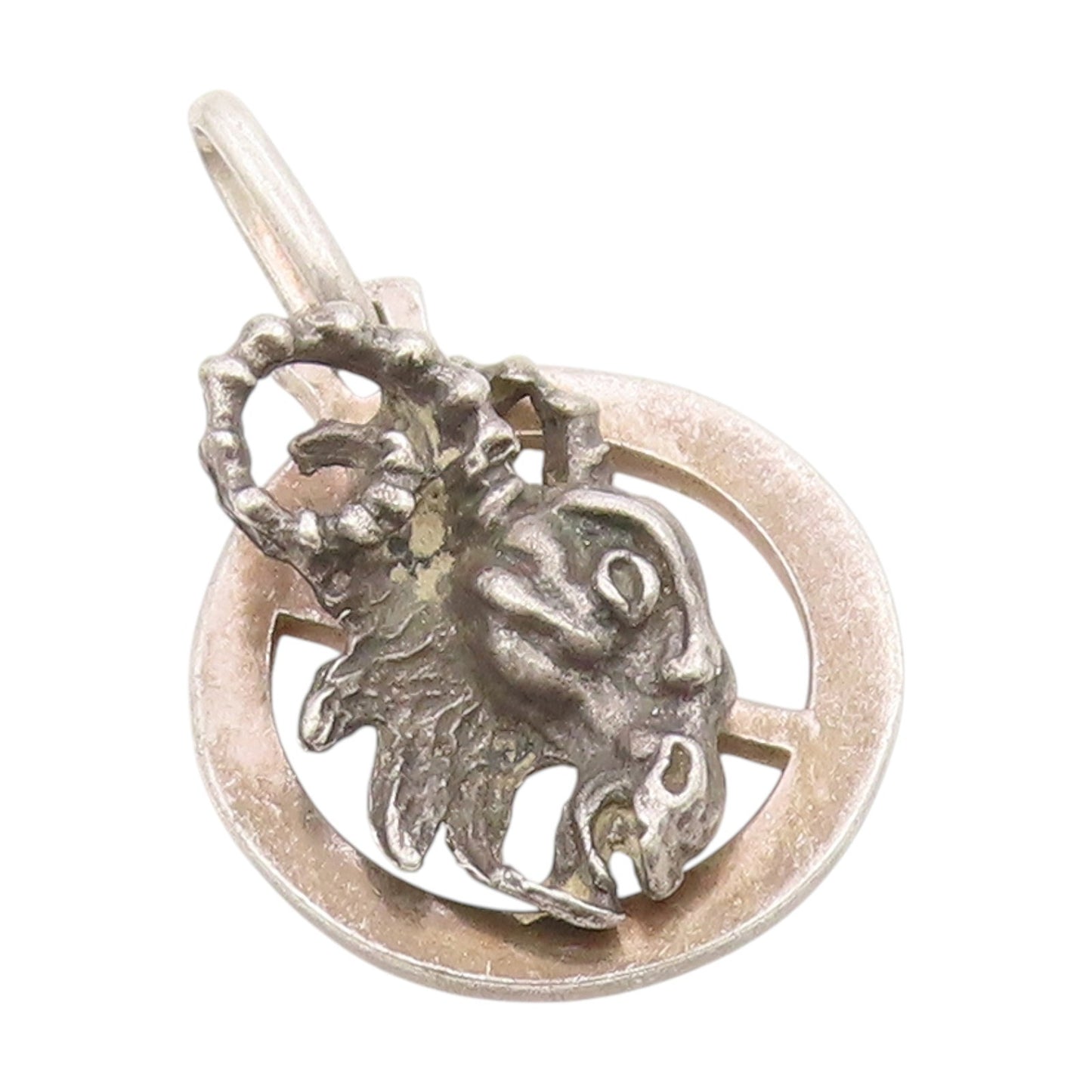 925 Sterling Silver Vintage Pendant Carved Ram Head Aries Zodiac Medal  PT25703