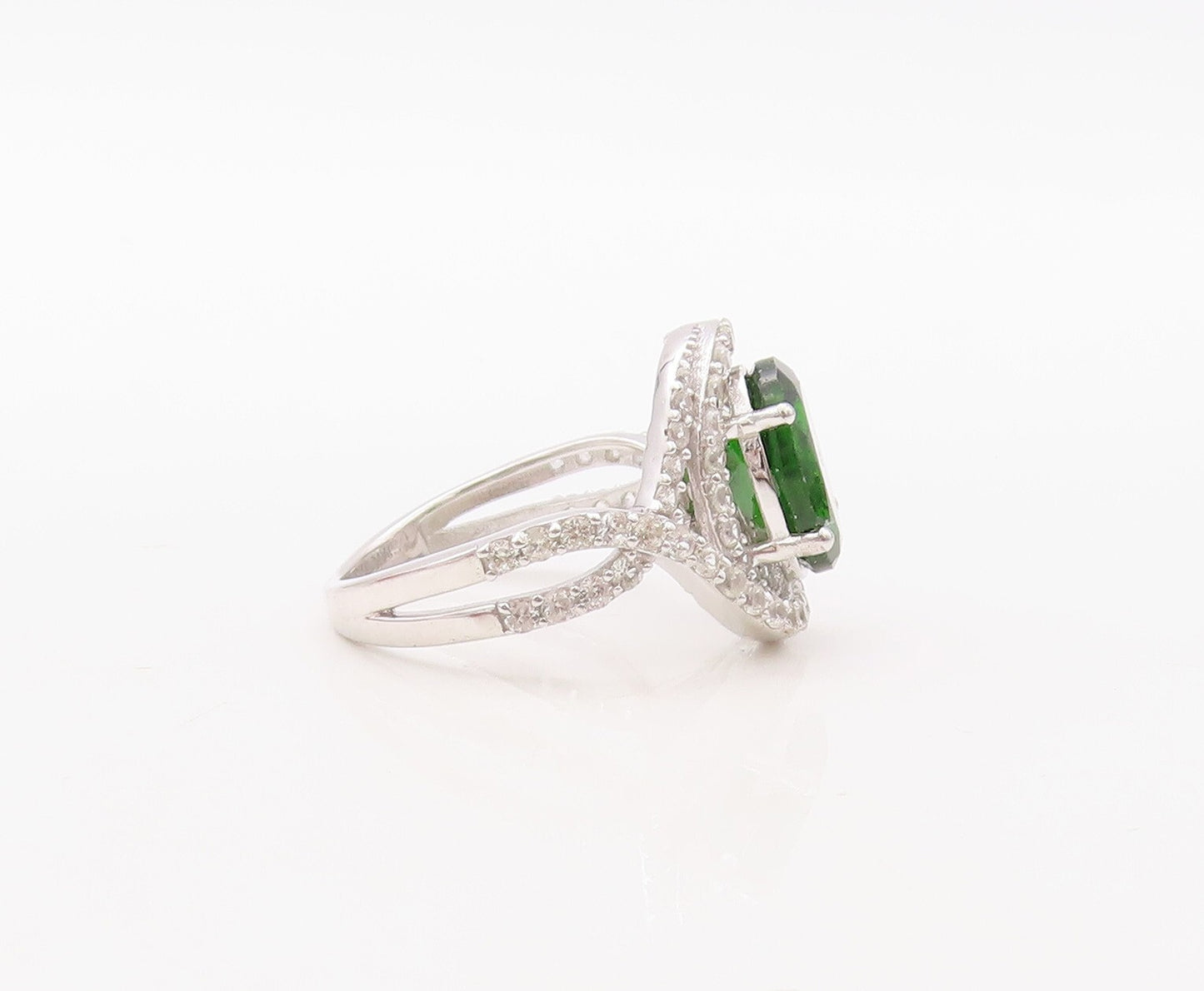925 Sterling Silver Vintage Ring Designer Cut Green Halo White CZ  Sz 7  RG30935